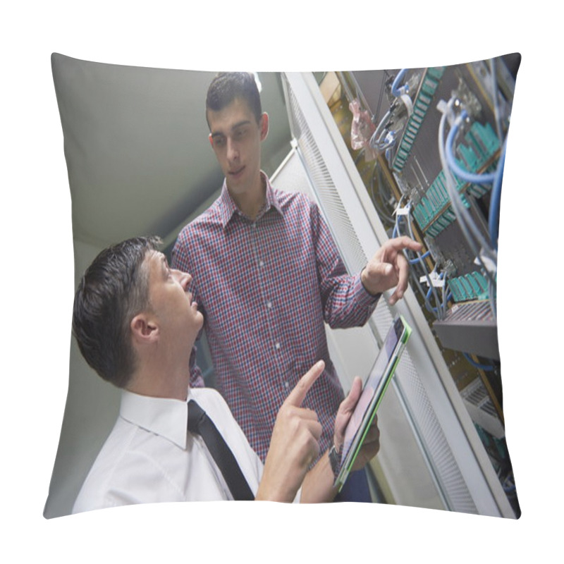 Personality  Network Engineers In Server Room Pillow Covers