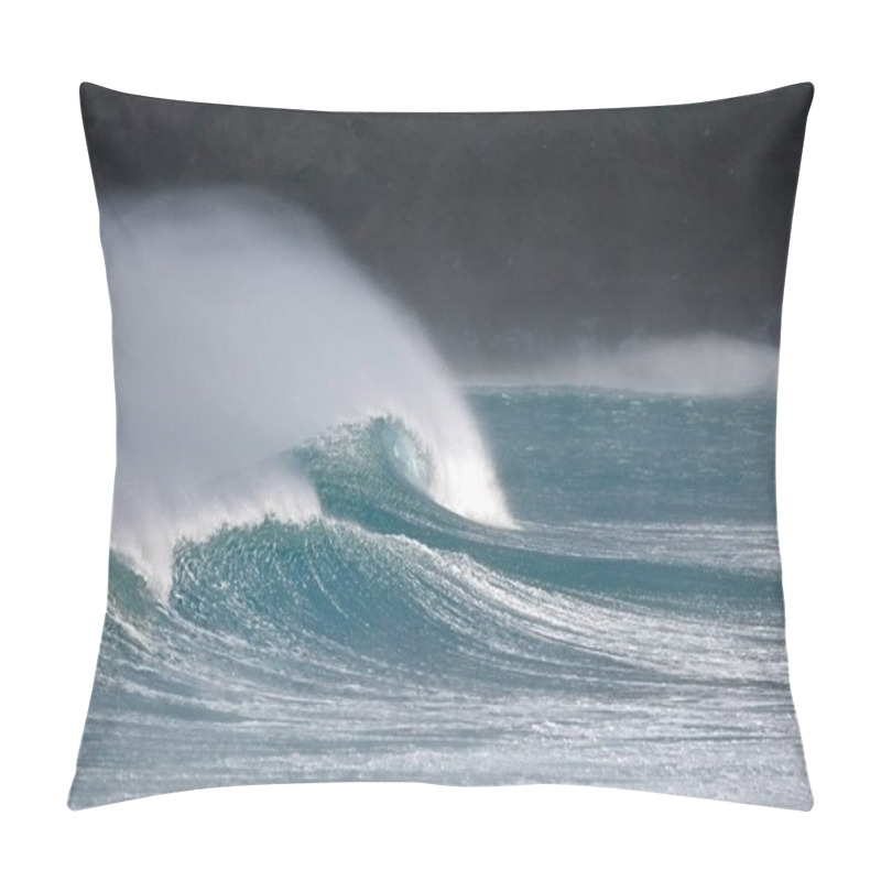 Personality  Stormy Waves Breaking Pillow Covers