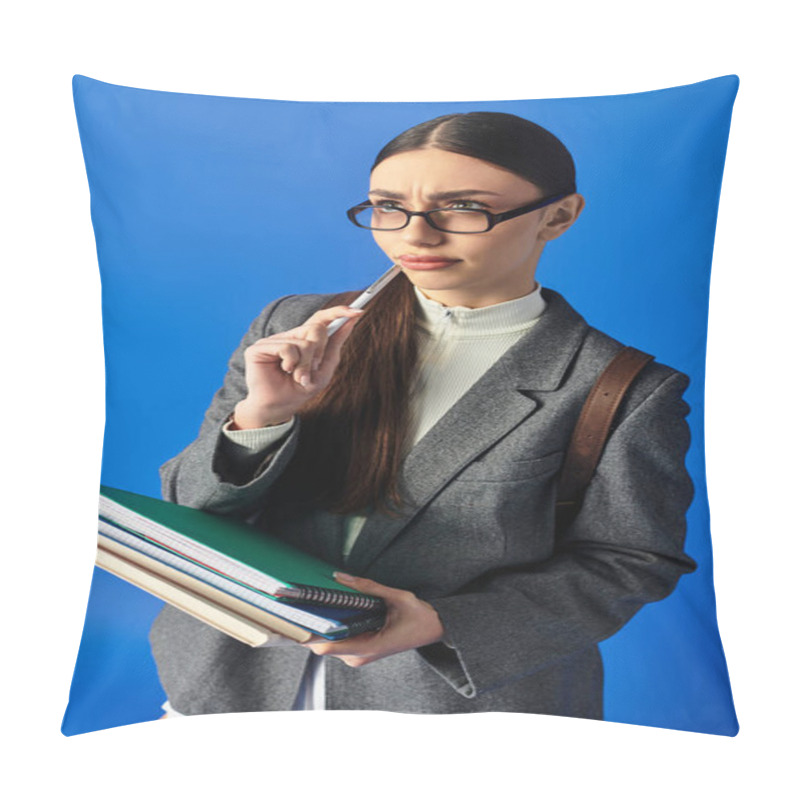 Personality  A Young Beautiful Woman In A Stylish Outfit Holds Books While Contemplating Her Next Move. Pillow Covers