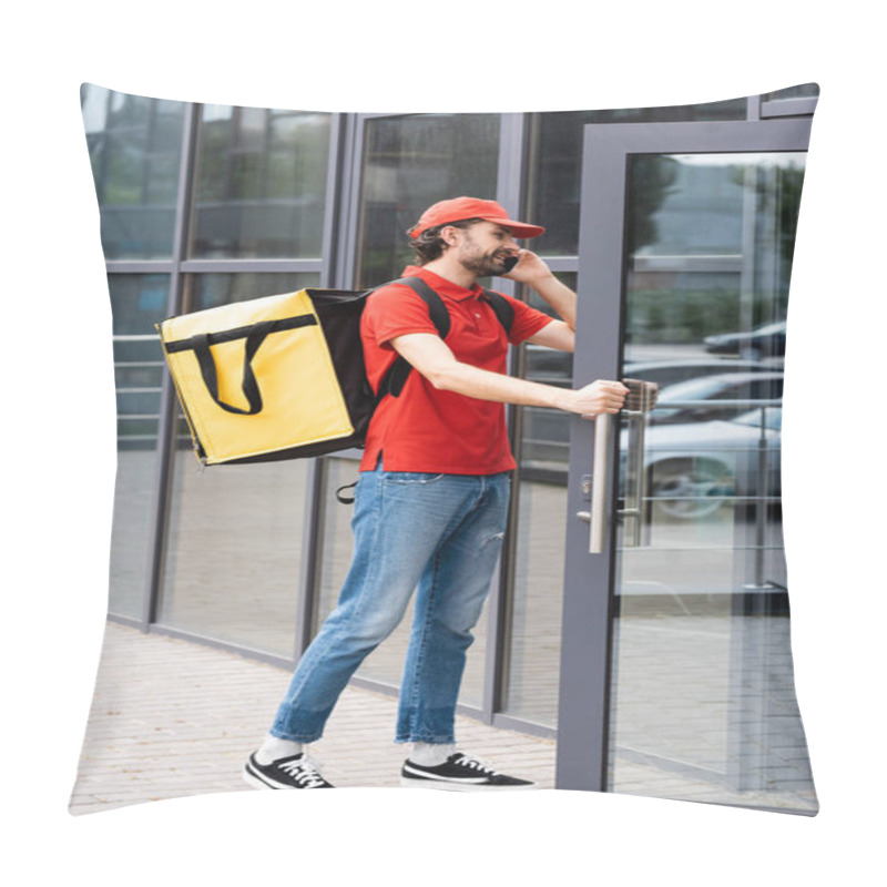 Personality  Smiling Delivery Man Talking On Smartphone And Opening Door Of Building On Urban Street  Pillow Covers