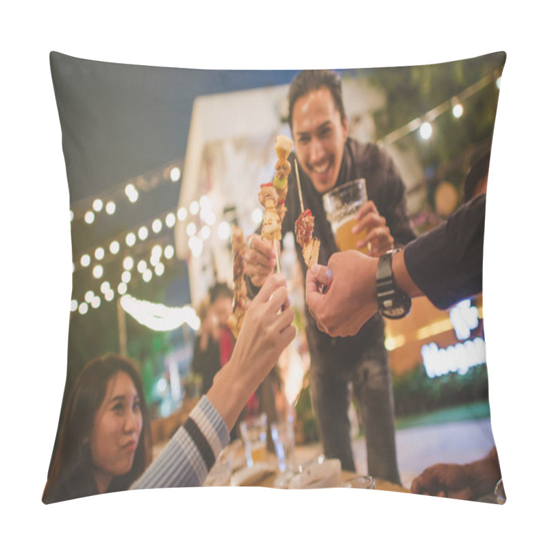 Personality  Happy Group Of Friends Toasting And Drinking Beer At Bbq Party Pillow Covers