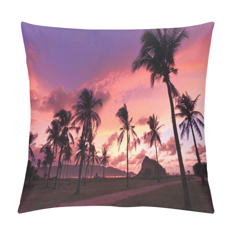 Personality  Palm Trees Pillow Covers