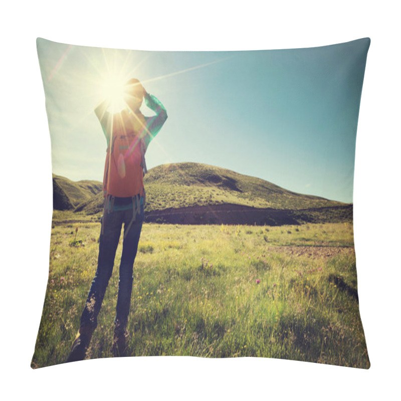 Personality  Backpacking Female Hiker With Backpack In Sunrise Mountains Pillow Covers