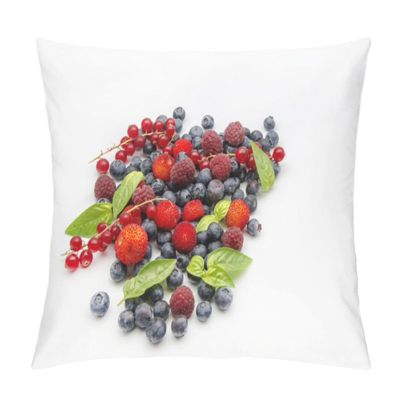 Personality  Fresh Berries Pillow Covers