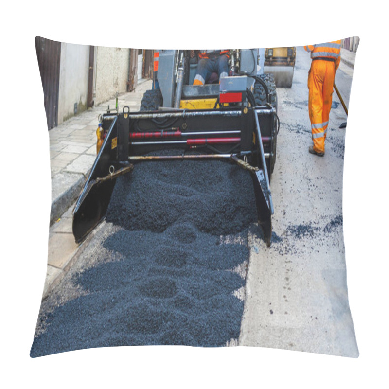 Personality  lightl truck laying fresh bitumen and asphalt pillow covers