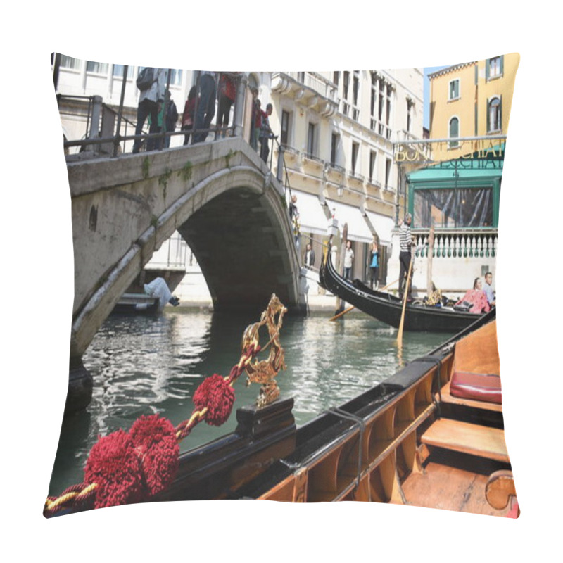 Personality  Venice, Italy, 04.19.2019: Private, Romantic Gondola Trip On The Grand Canal, Canal Grande And On Smaller Side Canals In Venice Which Is Built On 100+ Small Islands In A Lagoon In The Adriatic Sea Pillow Covers