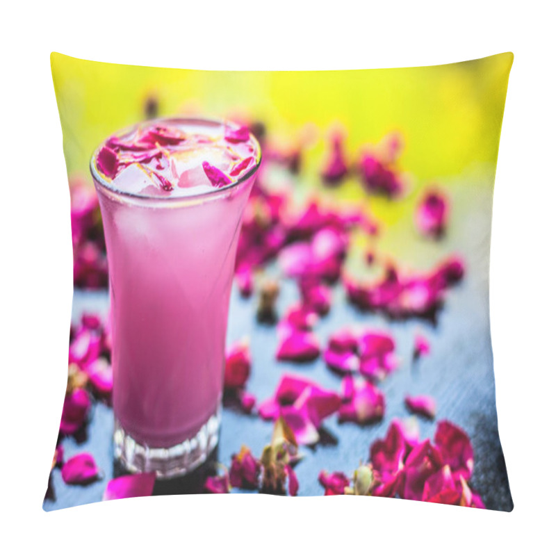 Personality  Popular Indian & Asian Summer Drink On Wooden Surface I.e. Gulab Falooda Or Gulab Ka Sherbat With Some Rose Petals On Black Colored Shiny Surface. Pillow Covers