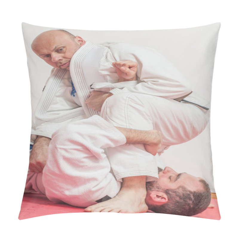 Personality  BJJ Brazilian Jiu-jitsu Training Demonstration In Traditional Ki Pillow Covers