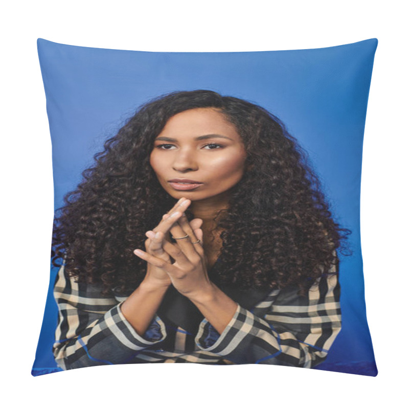 Personality  A Confident Woman Poses Thoughtfully, Showcasing Her Beautiful Curly Hair And Stylish Attire. Pillow Covers