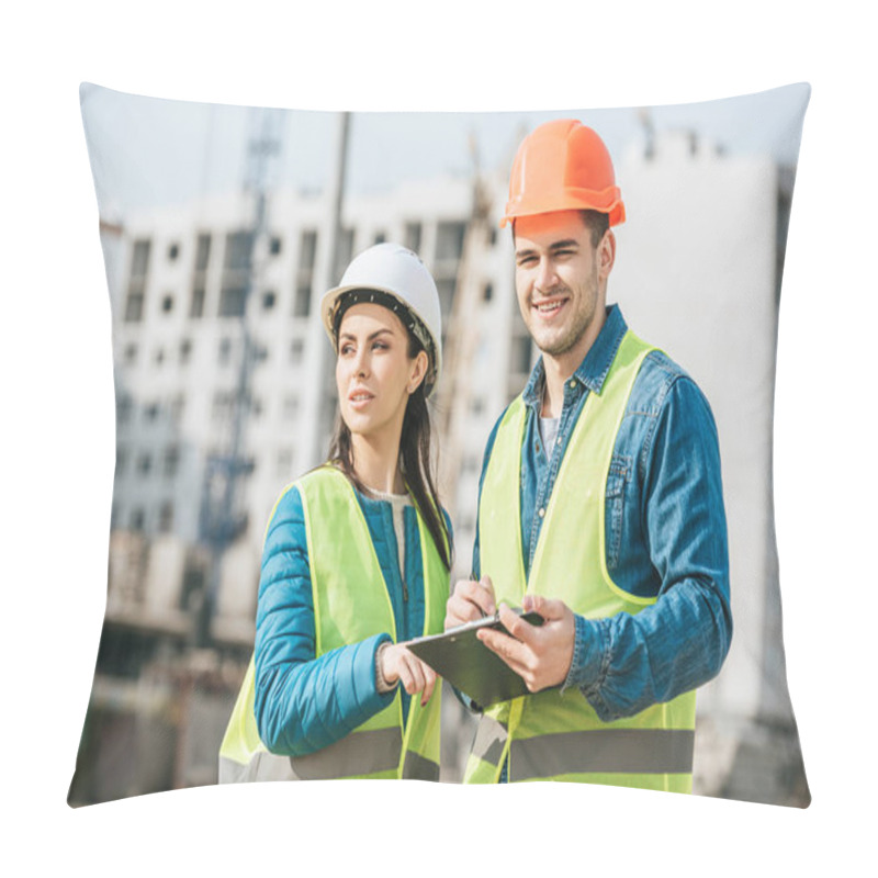 Personality  Female Surveyor Talking To Smiling Colleague With Clipboard Pillow Covers