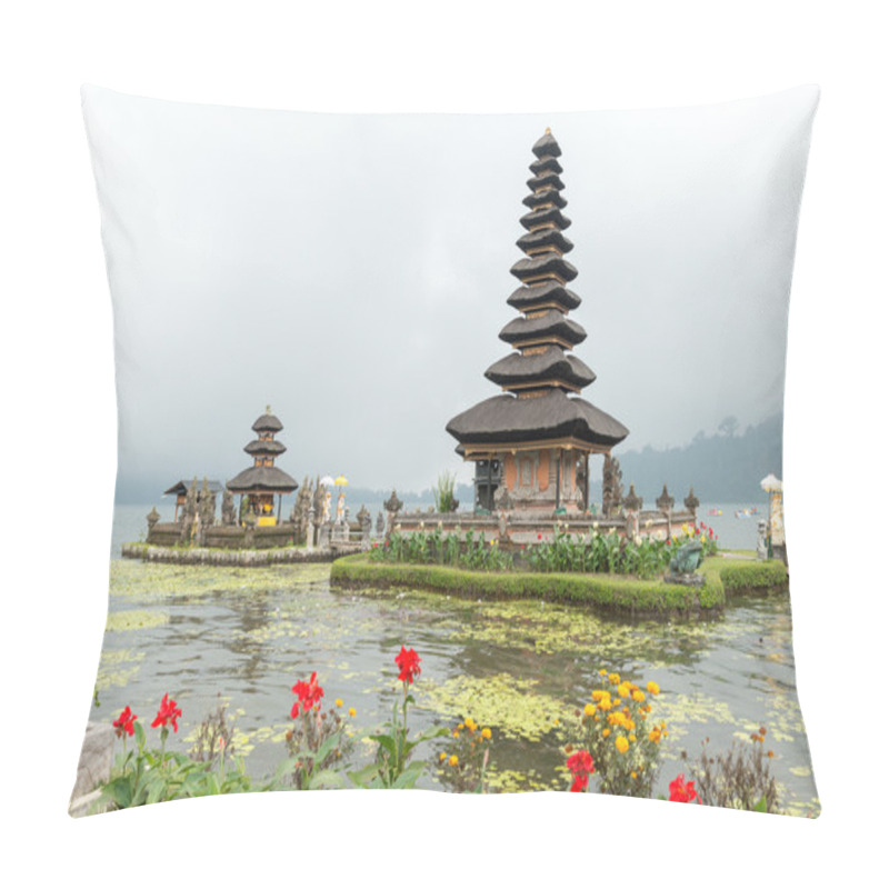 Personality  Water Temple At Bratan Lake Pillow Covers