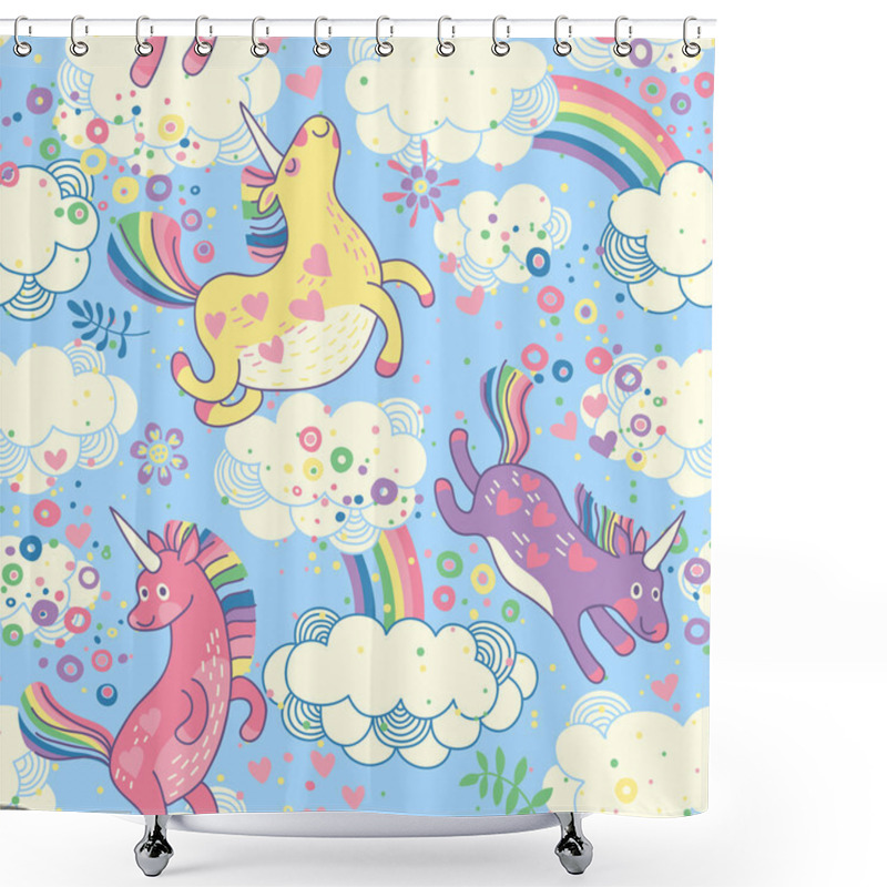 Personality  Cute Seamless Pattern With Rainbow Unicorns In The Clouds Shower Curtains