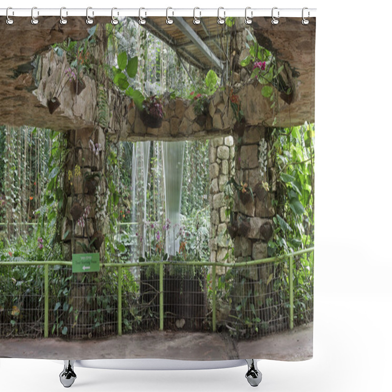 Personality  Orchid Park Shower Curtains