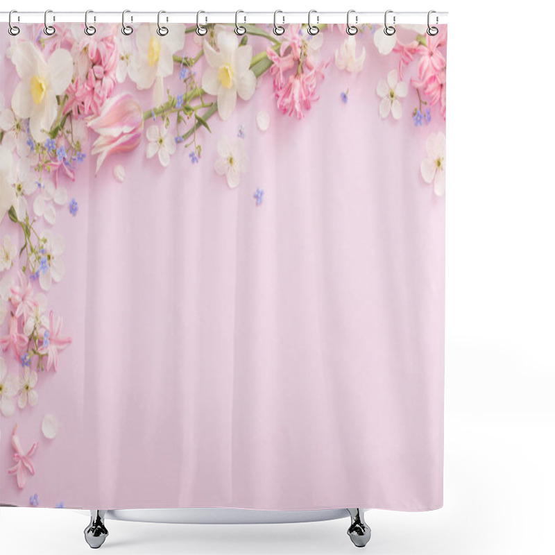 Personality  Beautiful Spring Flowers On Paper Background Shower Curtains