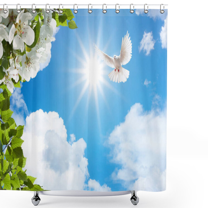 Personality  3d Flower , Butterfly Sky And Flower Home Brick Wall Background Shower Curtains