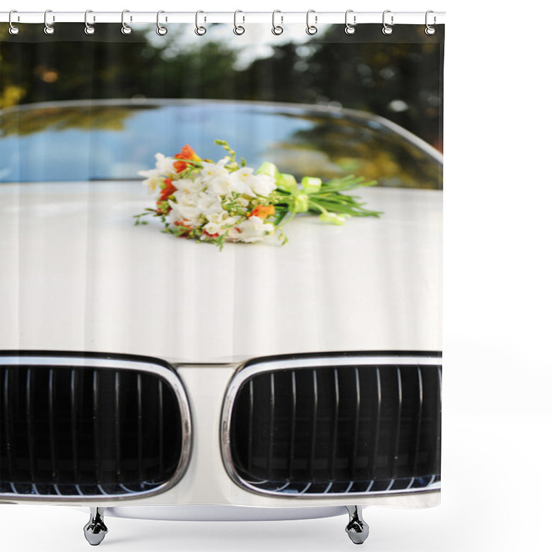 Personality  Bouquet Of Flowers On Car Hood Shower Curtains