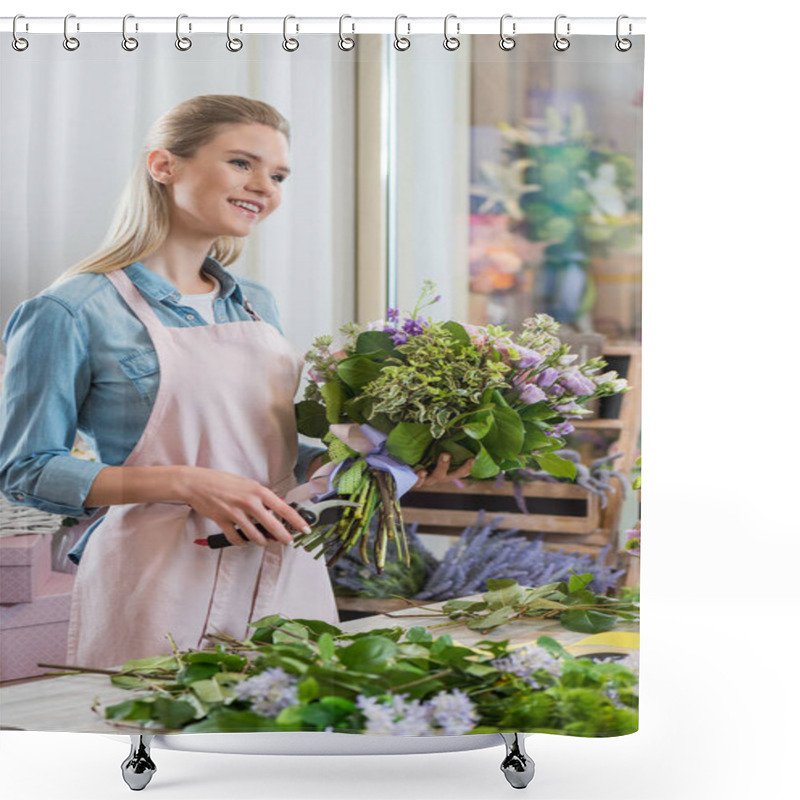 Personality  Florist Cutting Flowers Shower Curtains