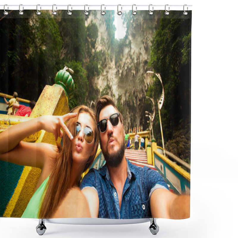 Personality  Beautiful Traveling Couple Shower Curtains