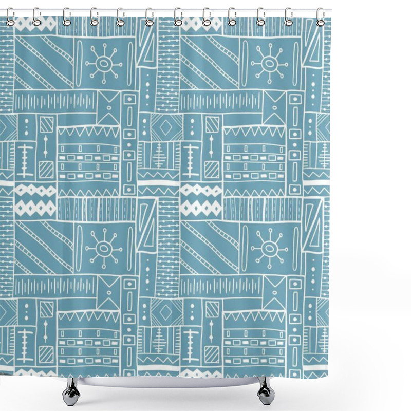 Personality  Africa Tribal Pattern - Artistic Fashion Texture. Seamless Background Vector. Shower Curtains