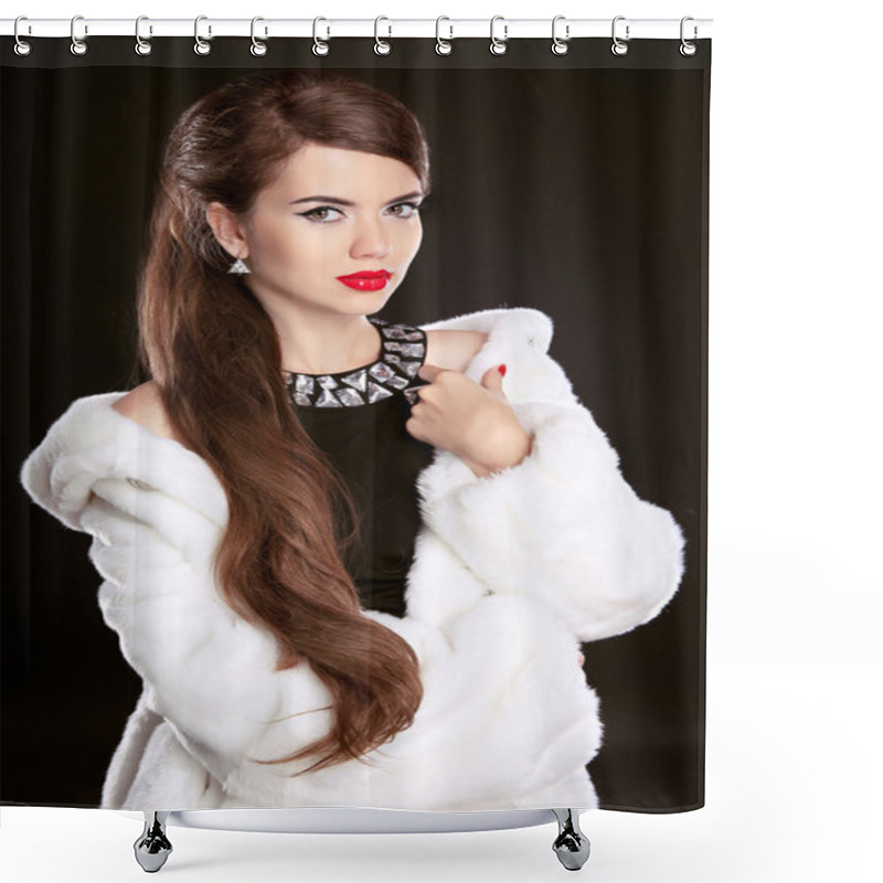 Personality  Beautiful Fashion Lady In Luxury Fur Coat And Elegant Black Dres Shower Curtains