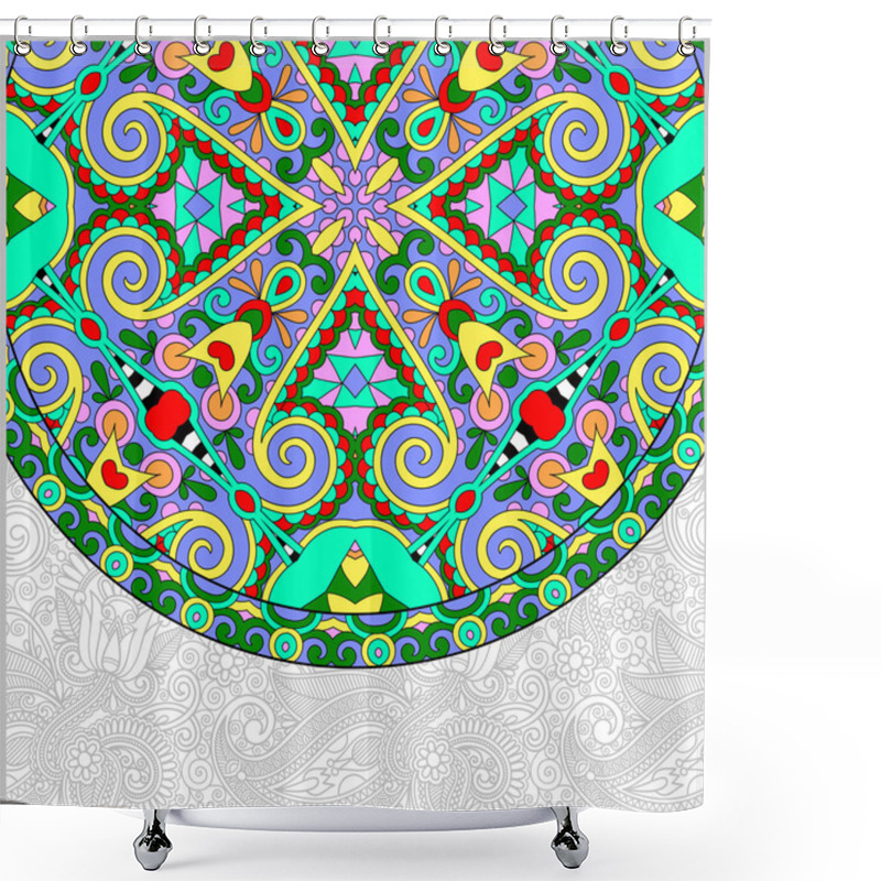 Personality  Ornamental Floral Template With Circle Shower Curtains