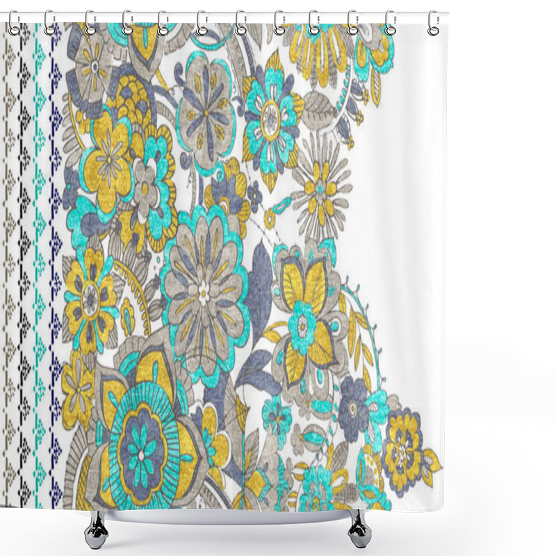 Personality  Seamless Pattern With Paisley Flowers. Shower Curtains