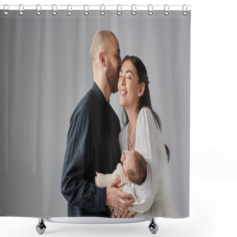 Personality  Smiley Beautiful Mother Holding Newborn Baby While Her Husband Kissing Her Forehead, Family Concept Shower Curtains