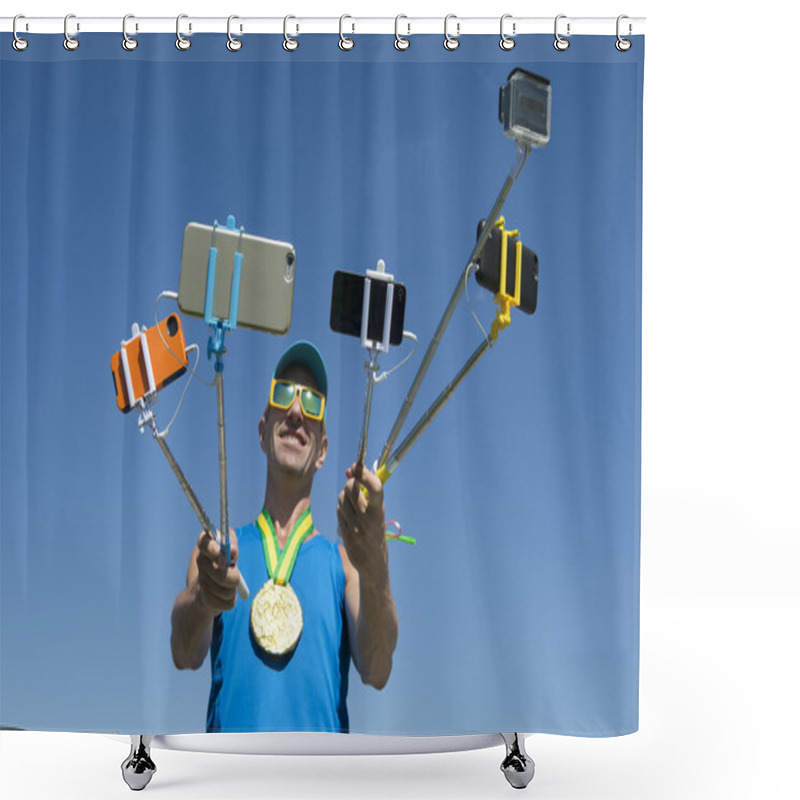 Personality  Gold Medal Athlete Taking Selfies With Selfie Sticks Shower Curtains