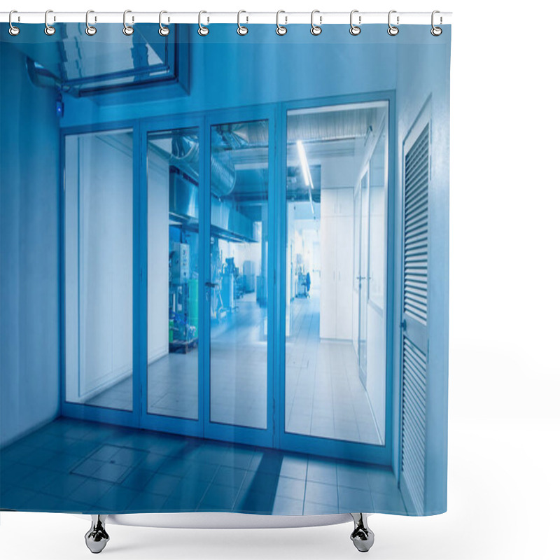 Personality  Modern Laboratory Or Industrial Facility With A Clean, Minimal Design, Viewed Through Glass Walls. Blue Lighting Emphasizes A Futuristic, High-tech Atmosphere, Ideal For Innovation And Technology Concepts. Shower Curtains