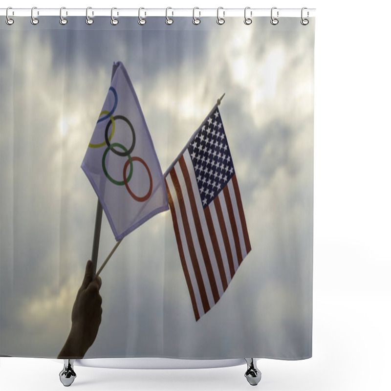 Personality  Fan Waving The National Flag Of Shower Curtains