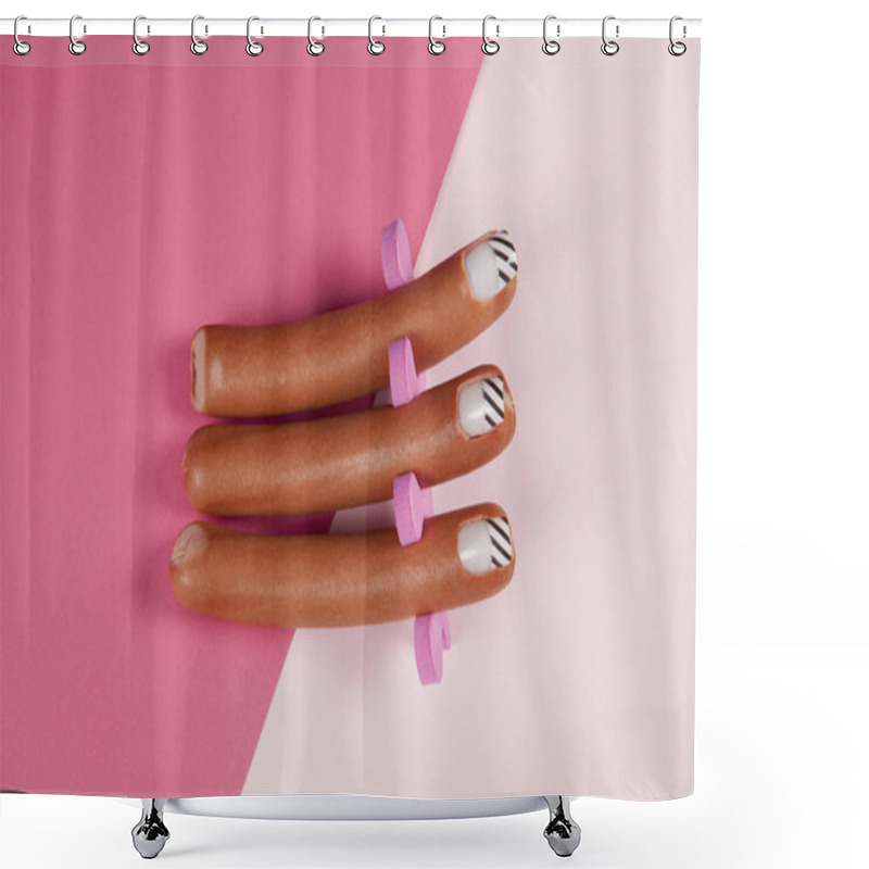 Personality  Gradient Pink Background And Sausage Manicure  Shower Curtains