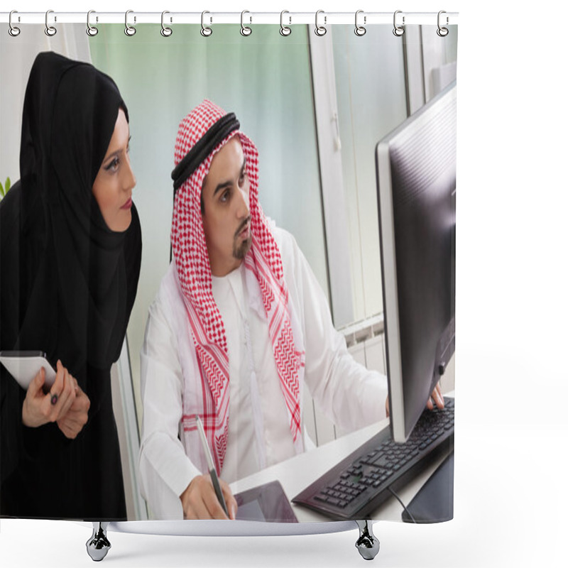 Personality  Arabic Business Couple In Office Shower Curtains