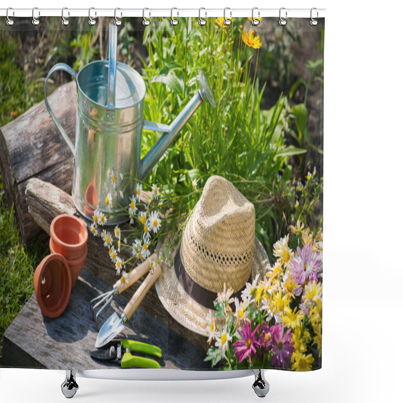 Personality  Gardening Shower Curtains