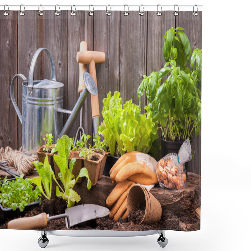 Personality  Gardening Shower Curtains