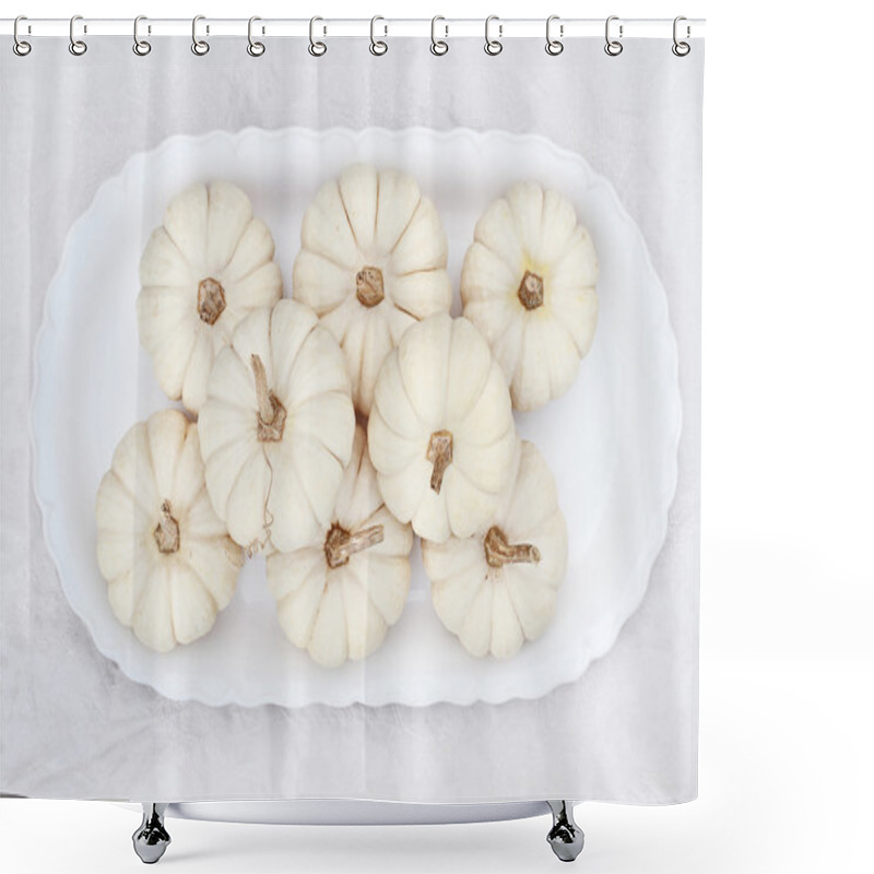 Personality  White Boo Boo Pumpkins Shower Curtains