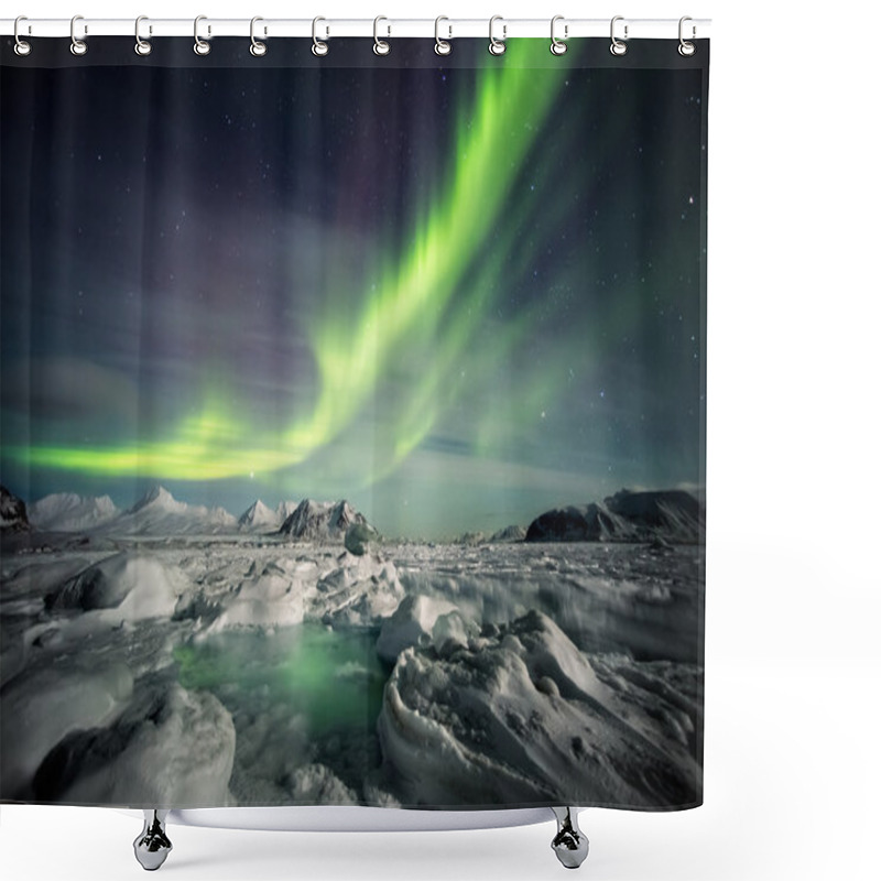 Personality  Unusual Arctic Winter Landscape - Frozen Fjord & Northern Lights Shower Curtains