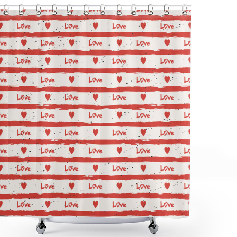 Personality  Seamless Stripes Pattern With Hearts Shower Curtains