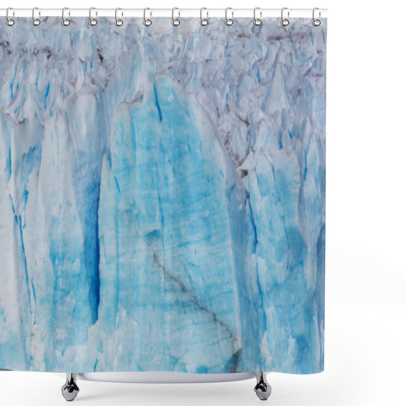 Personality  Perito Moreno Glacier Shower Curtains