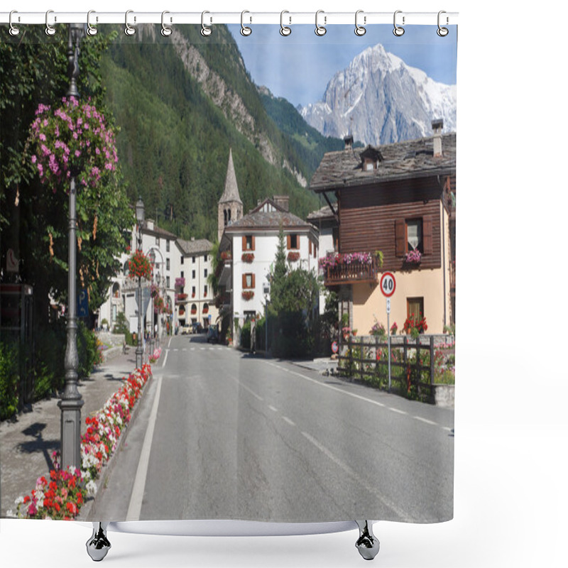 Personality  Pre-Saint-Didier, Italy Shower Curtains