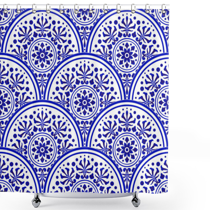 Personality  Decorative Floral Blue And White Seamless Pattern Shower Curtains