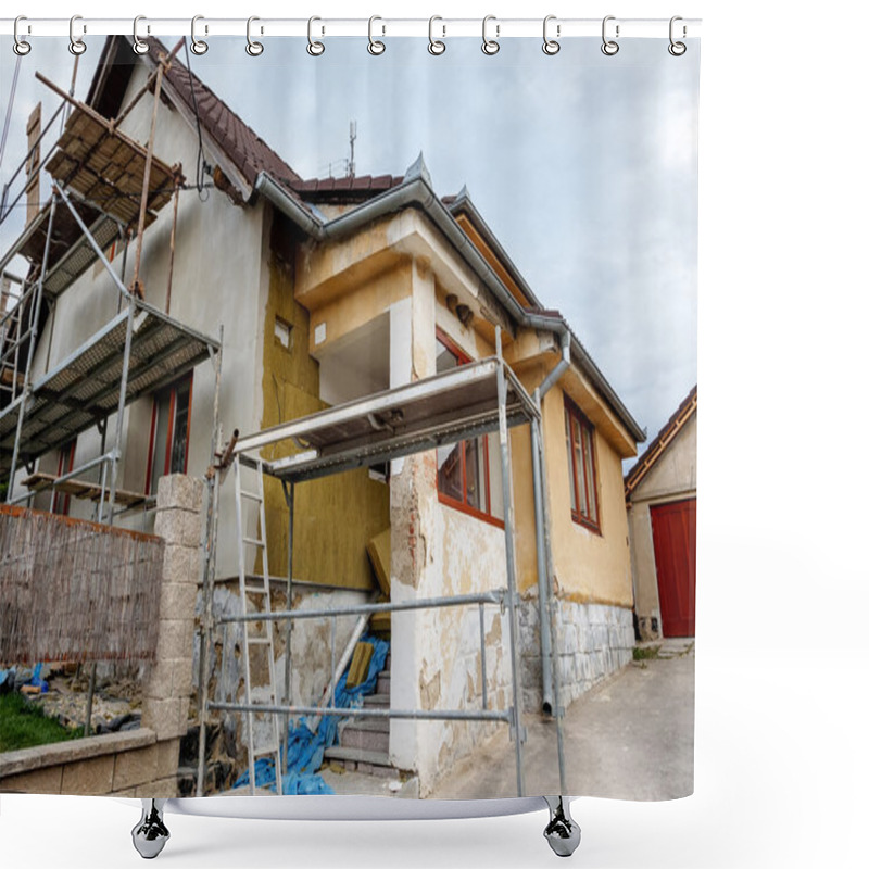 Personality  Repaired Rural House Shower Curtains