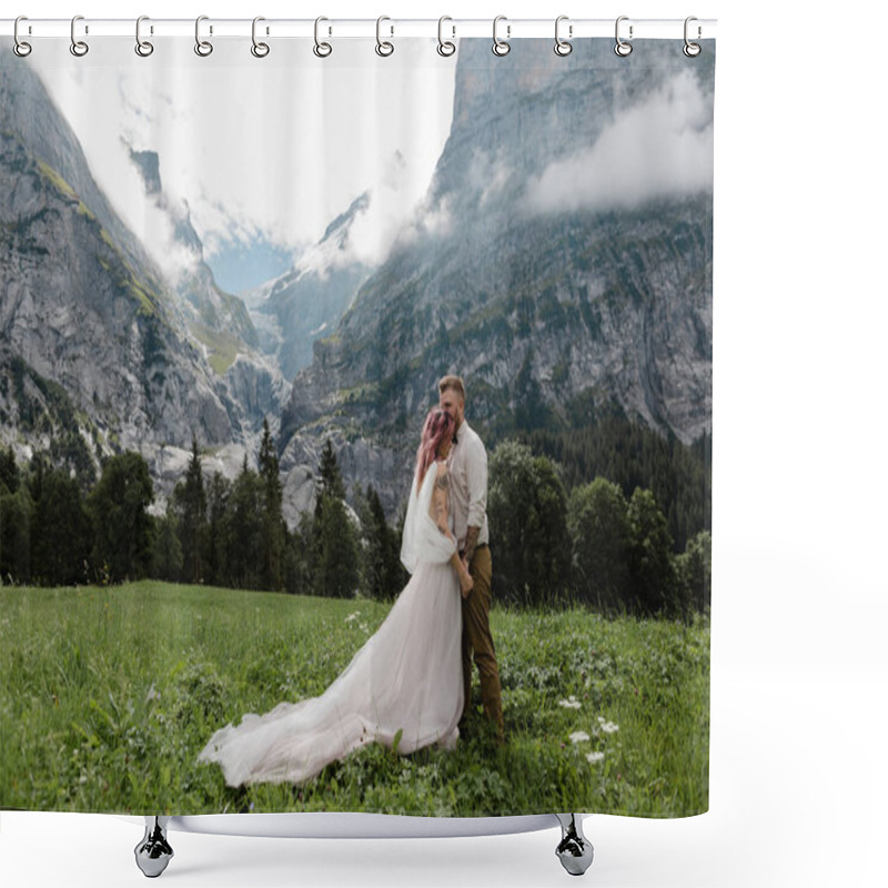 Personality  Bridal Couple Shower Curtains