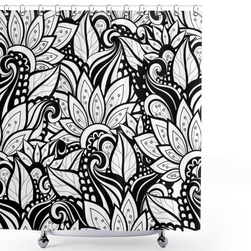 Personality  Seamless Abstract Monochrome Floral Pattern Shower Curtains