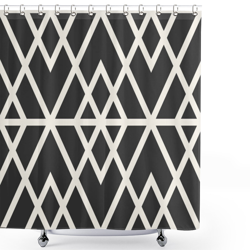 Personality  Vector Seamless Lines Pattern. Modern Stylish Triangle Shapes Texture. Repeating Geometric Tiles From Striped Element Shower Curtains