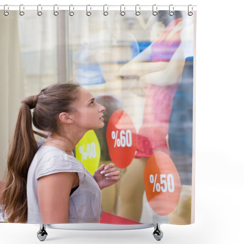 Personality  Discount Showcase Shower Curtains