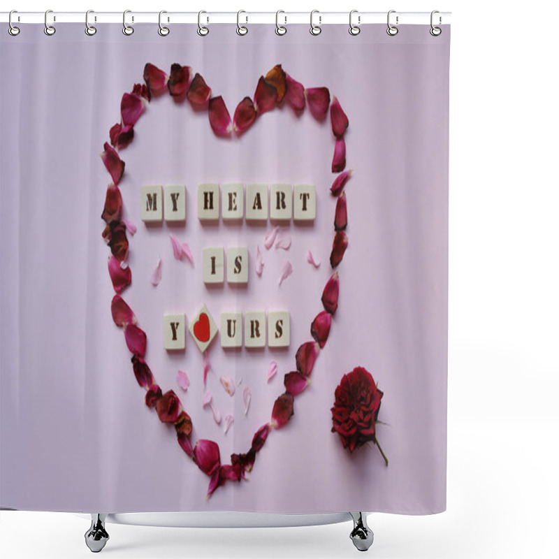 Personality  Heart-shaped Rose Petals And 