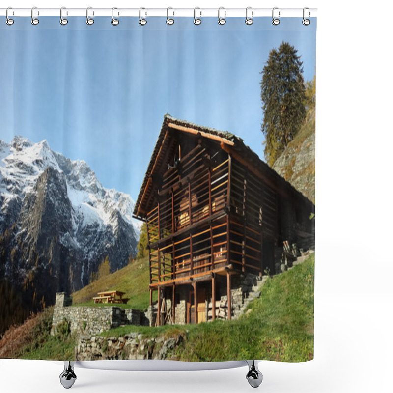 Personality  Mountain Village House Shower Curtains