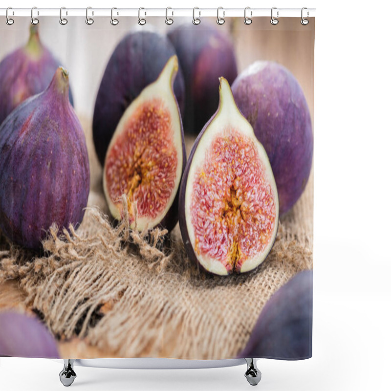 Personality  Fresh Raw Fig Fruit Shower Curtains