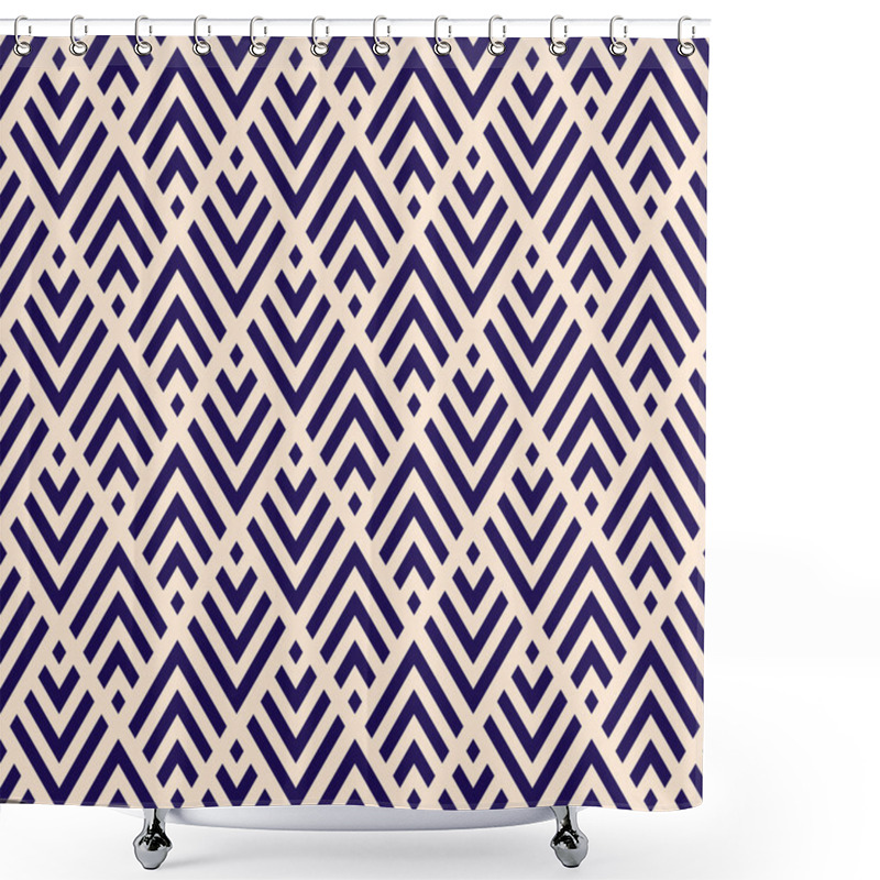 Personality  Seamless Geometric Chevron Pattern Background Shower Curtains