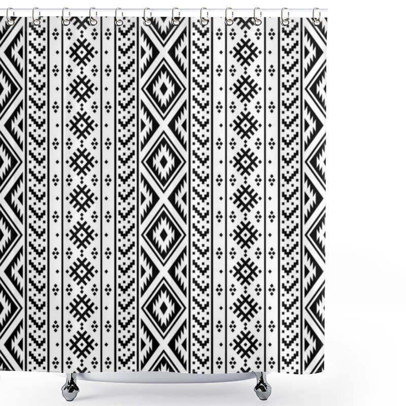 Personality  Seamless Pattern Of Tribal Ethnic Motif Texture Design Vector Shower Curtains